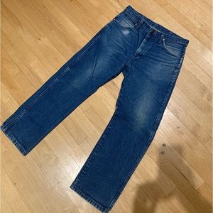 Vintage Wranglers 33”x 28”